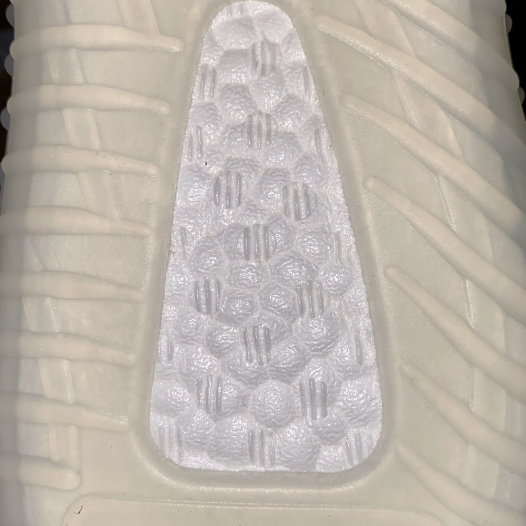 Yeezy350冰蓝满天星尺码36-