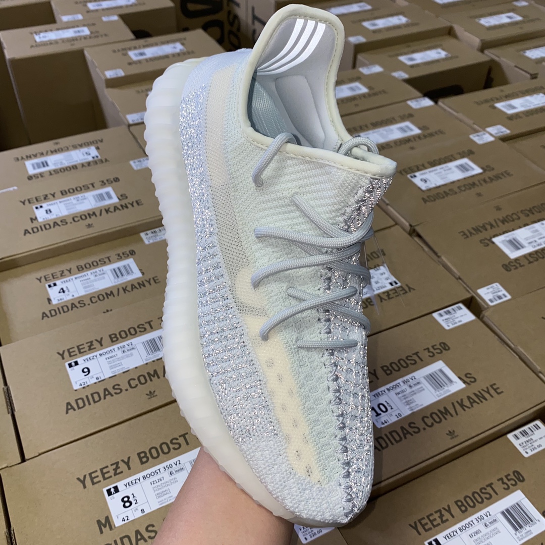 Yeezy350冰蓝满天星尺码36-