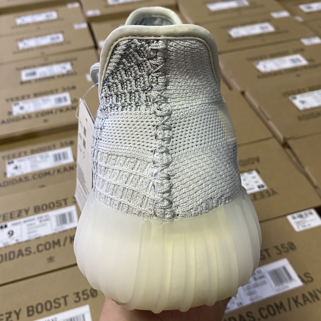 Yeezy350冰蓝满天星尺码36-