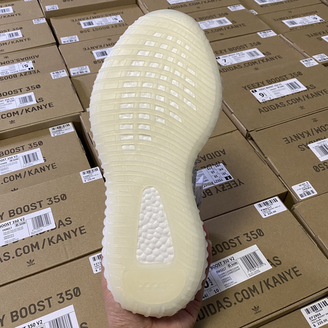 Yeezy350冰蓝满天星尺码36-