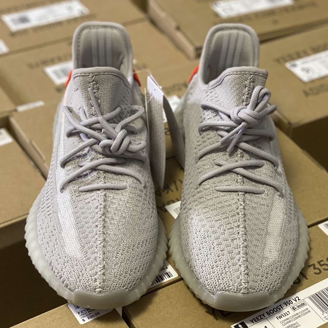 Yeezy350尾灯尺码36-48总