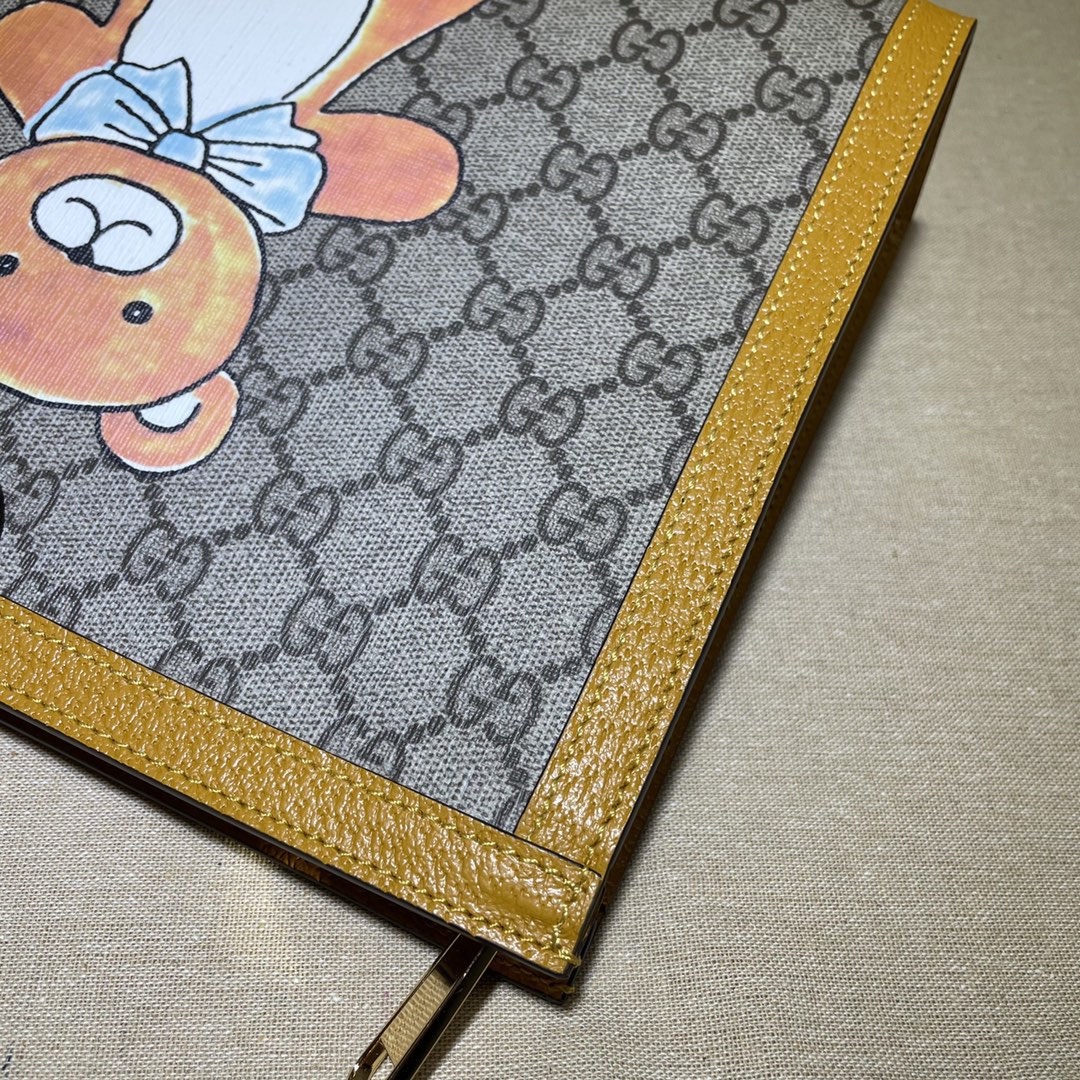 GUCCI古驰小熊图案手拿包660513