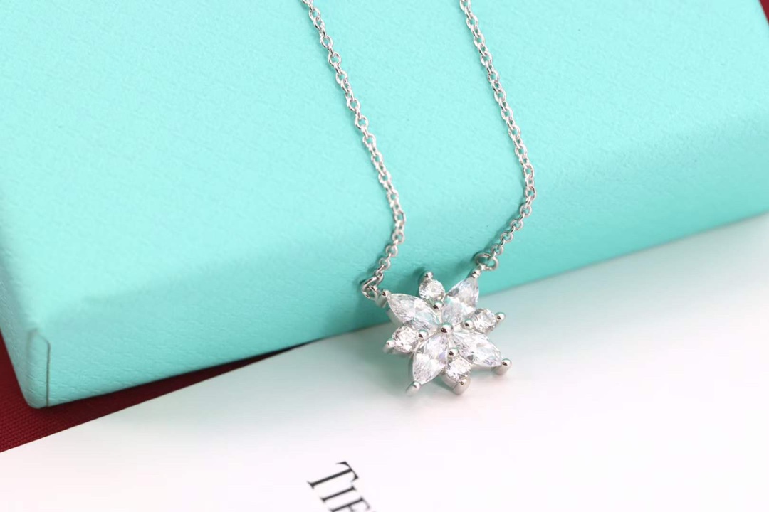 Tiffany & Co. Tiffany&Co. 四叶草花型锁骨项链 纯银