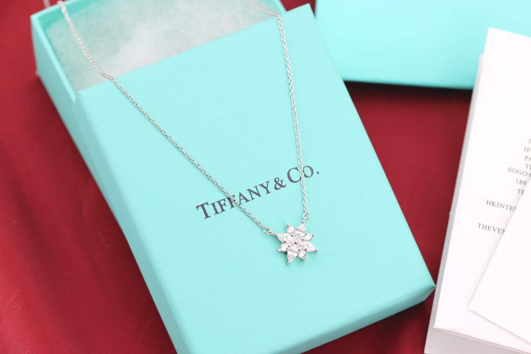 Tiffany & Co. Tiffany&Co. 四叶草花型锁骨项链 纯银