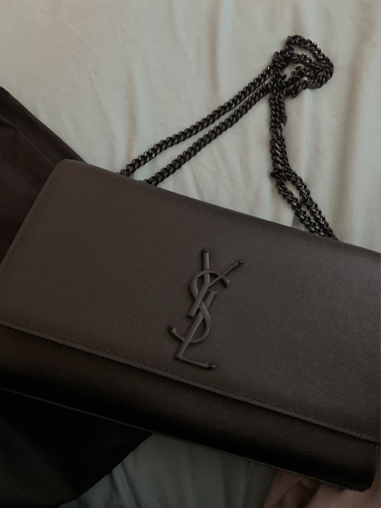 Saint laurent Ysl ๐ฒ๐๐๐ ๐ฎ๐ฐ๐๐ ้พๆกๅ
354021้ป่ฒ็็บน้ปๆฃ
