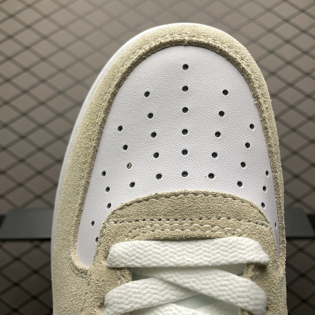 240 NK Air Force 1 空军一号低帮休闲运动板鞋 BQ8988-100