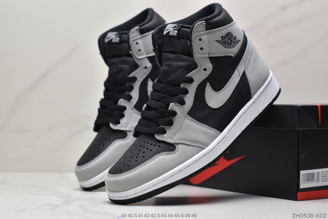 300  Air Jordan 1 High OG “影子 2.0”是经典影子 555088-035