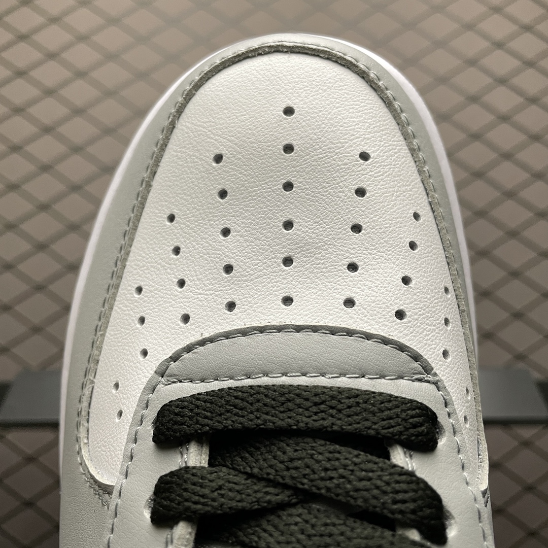 240 NK Air Force 1 空军一号低帮休闲运动板鞋 CN6403-105