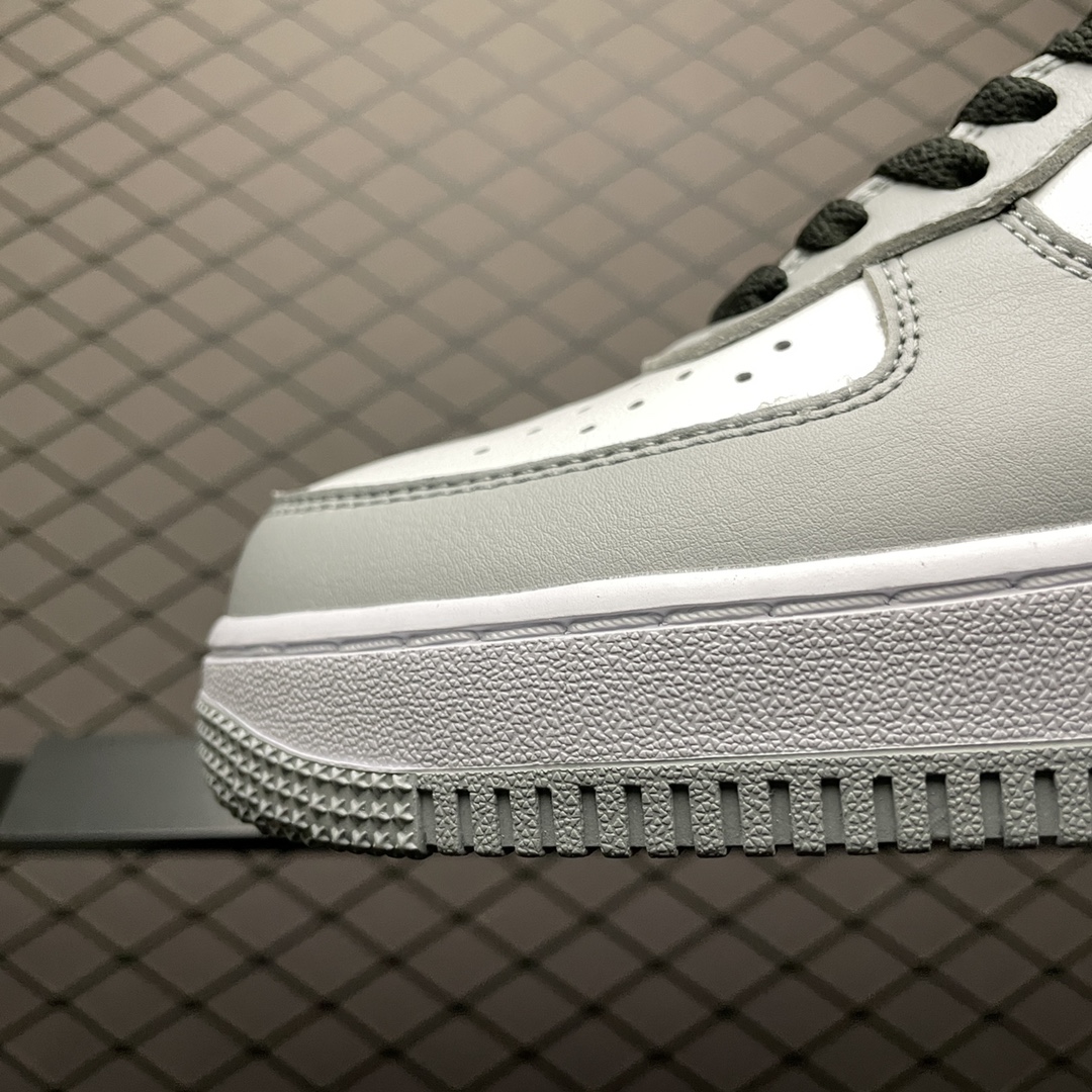 240 NK Air Force 1 空军一号低帮休闲运动板鞋 CN6403-105