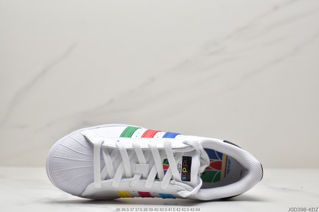 180 阿迪达斯Adidas三叶草 Originals Superstar”White/Red/Blue/Green”贝壳头经典百搭休闲运动板鞋“皮革白多色重叠三叶草刺绣LOGO”FU9521