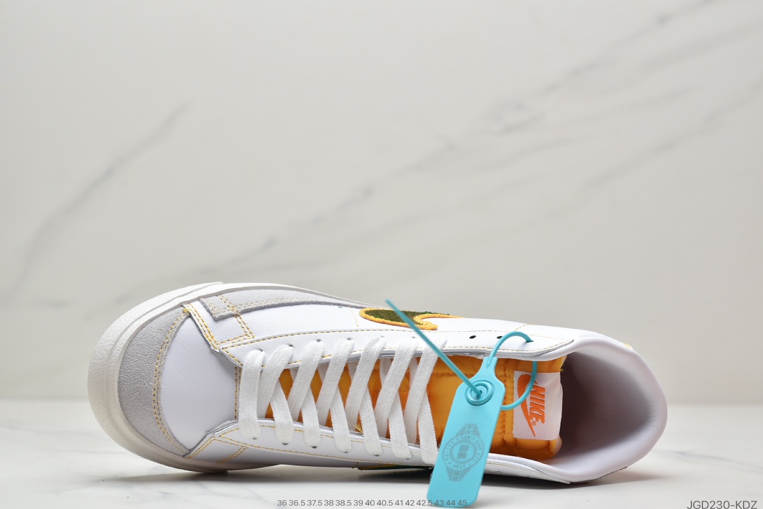 180  耐克 Nike Blazer  Mid VNTG QS 复古经典中帮开拓者休闲板鞋 DD9239