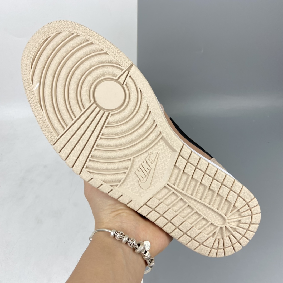 240 Air Jordan 1 Mid AJ1 乔1 中帮百搭休闲运动板鞋DD2224-200