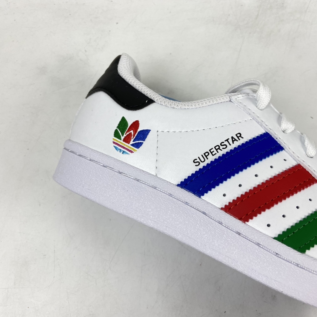 180  Originals Superstar”White/Red/Blue/Green” 三叶草贝壳头经典百搭休闲运动板鞋“皮革白多色重叠三叶草刺绣LOGO”FU9521