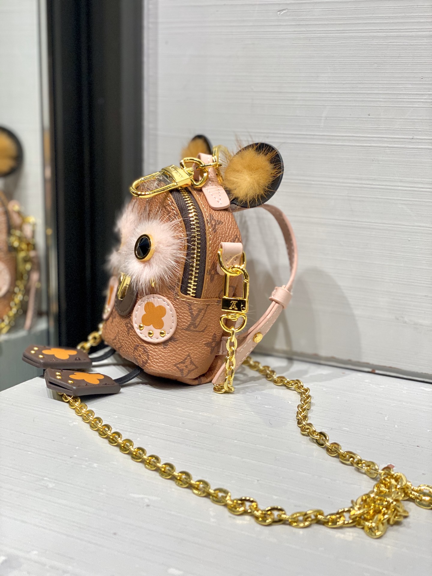 Louis Vuitton 新款 LOUIS VUITTON 新款 猫头鹰小包钥匙扣 包包挂饰