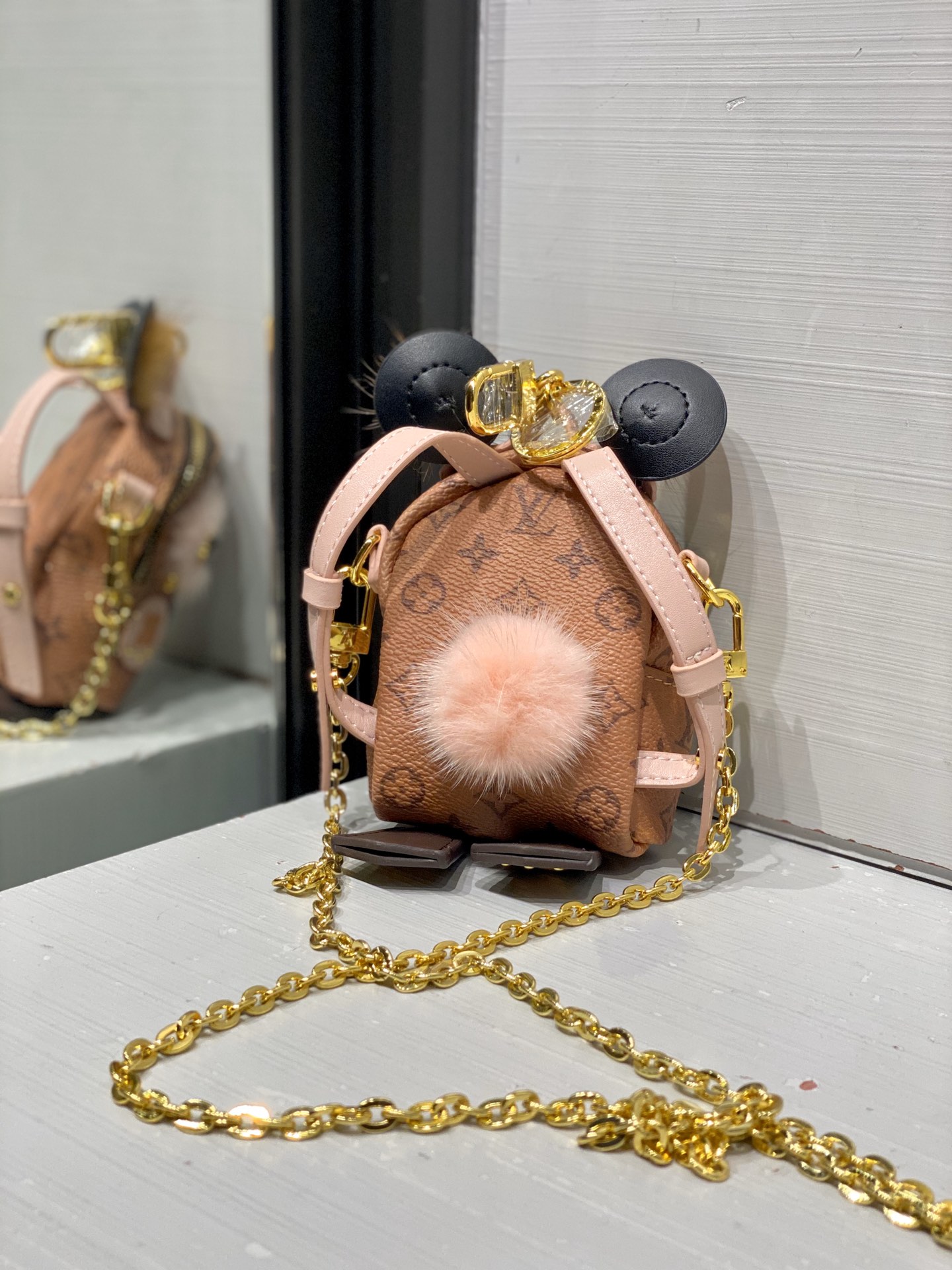 Louis Vuitton 新款 LOUIS VUITTON 新款 猫头鹰小包钥匙扣 包包挂饰
