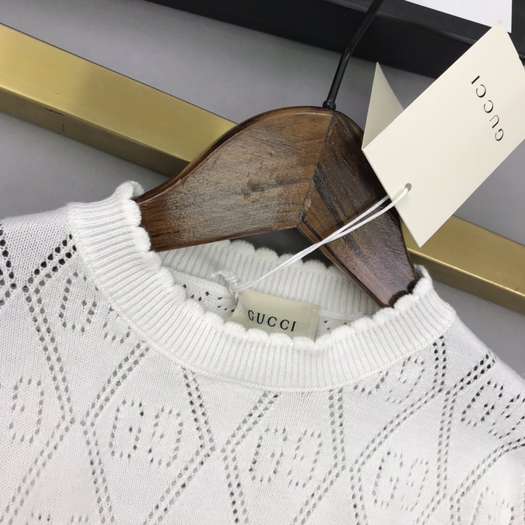 Luxury Kids’ Clothing Collection: Spring 2021 Sizes, Styles, and Colors - 图片 4