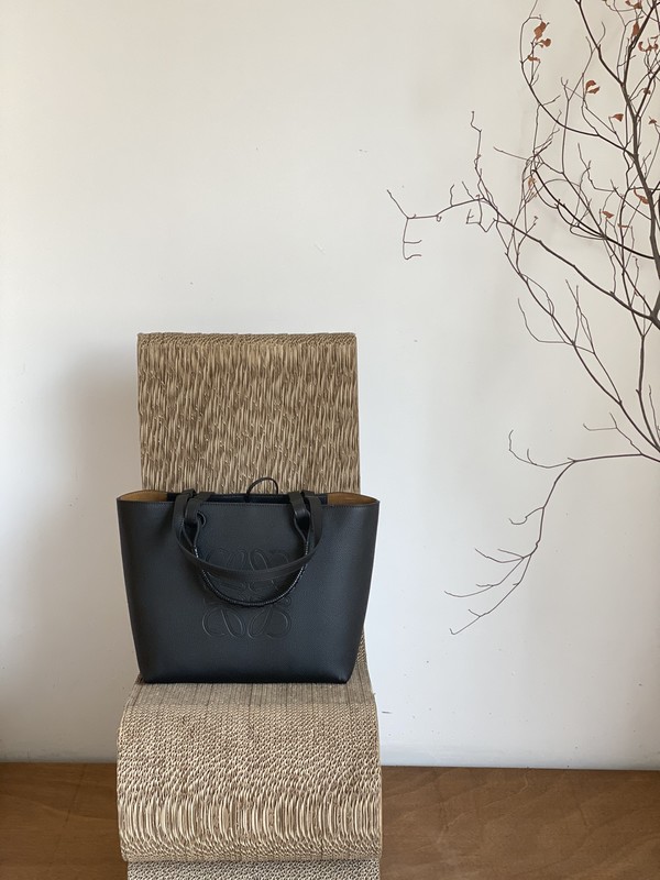 Loewe Anagram Tote Handbags Tote Bags Black Weave Fashion