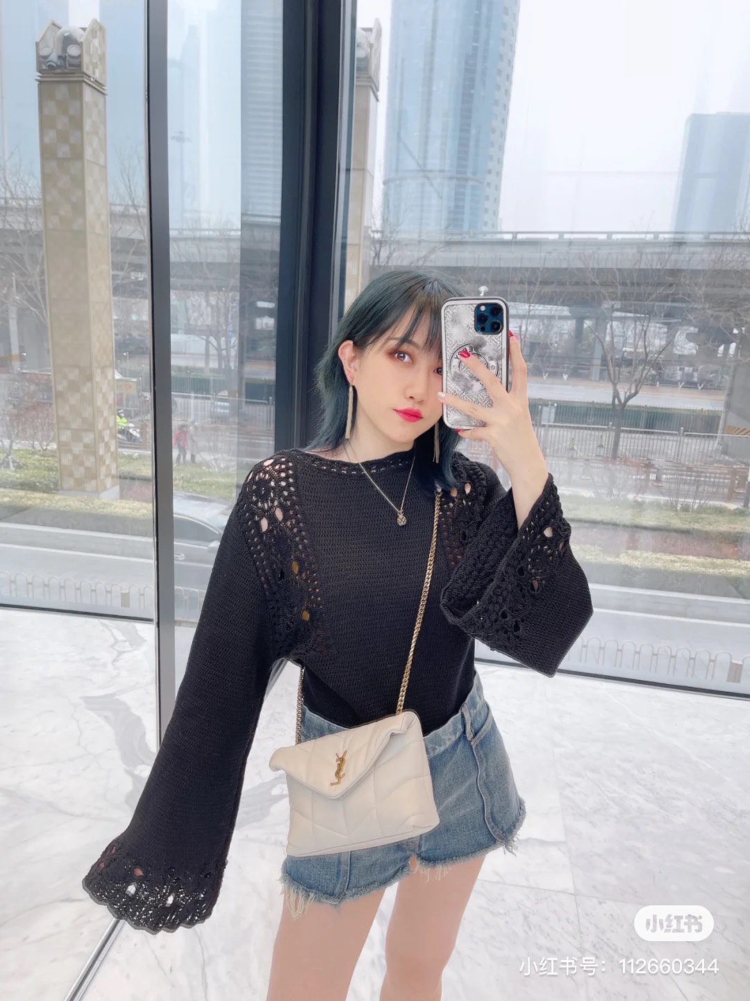 Ysl LOULOU PUFFER 23CM 迷你绗缝小羊皮包 620333白色/金扣