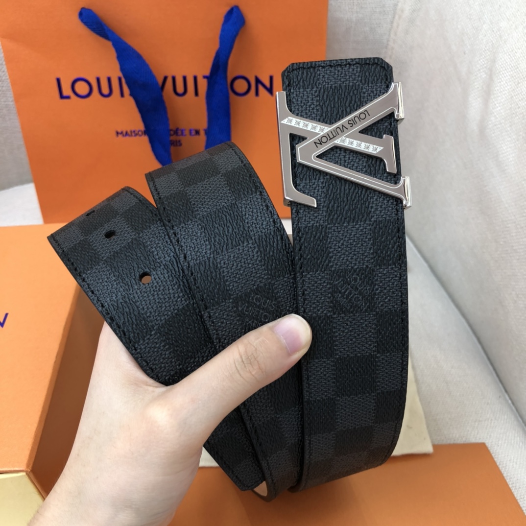 p165 代购正品级🛳LV男士腰带 LV代工厂货品 4.0宽度 可验货，正品一体铸造五金，原厂皮料！
