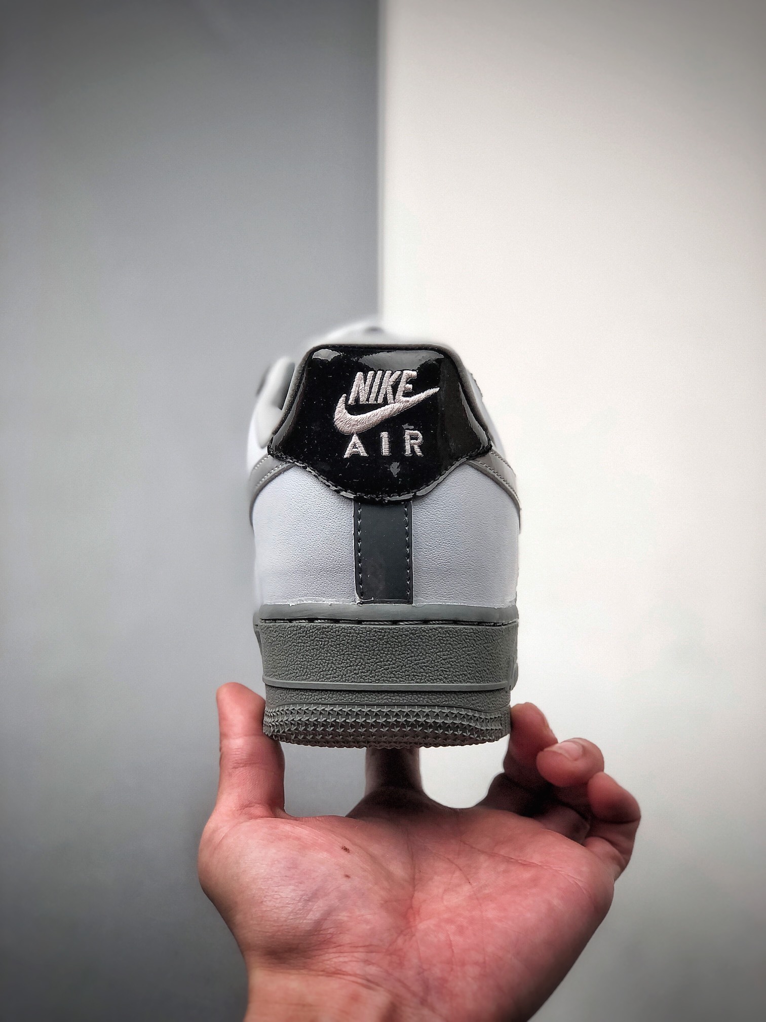 200 NIKE FORCE空军一号运动休闲板鞋DC1163-100