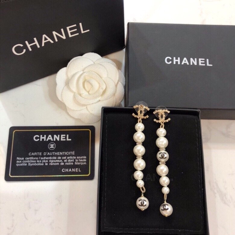 chanel gold pearl long pendant earrings