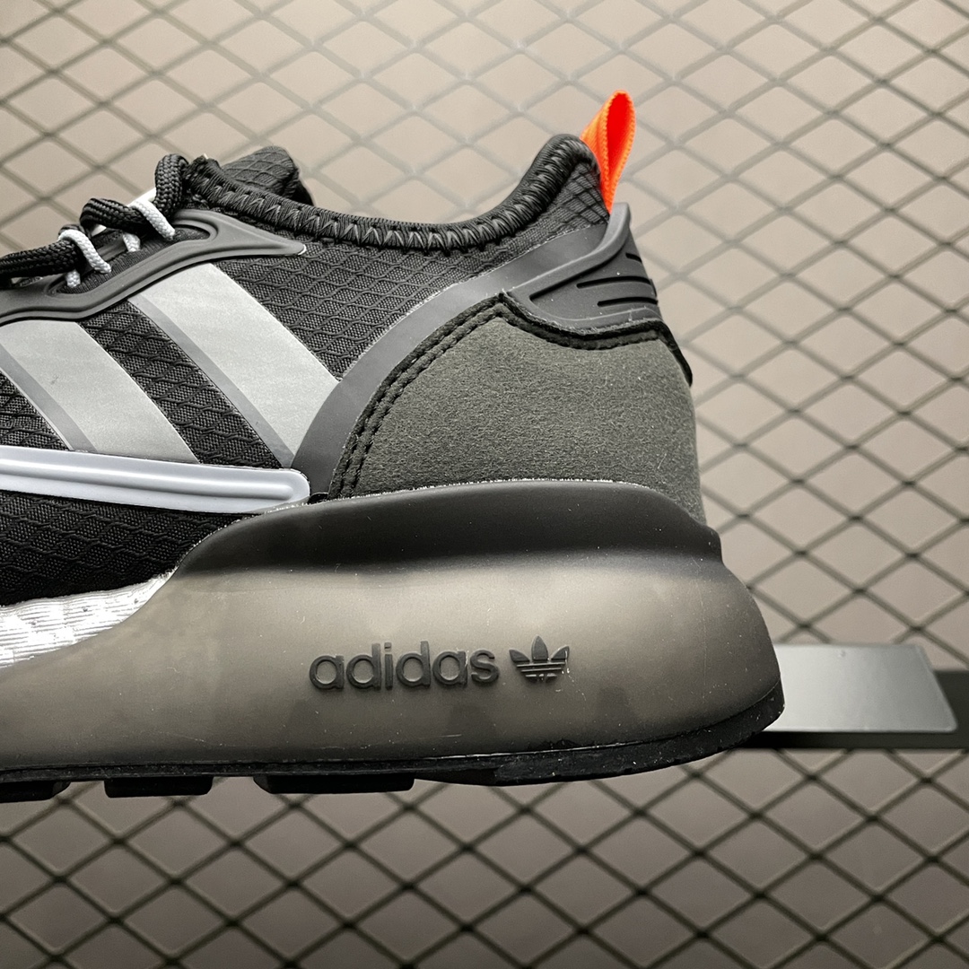 240 NASA x AD 阿迪 ZX 2K 联名款爆米花中底跑鞋 FY5724
