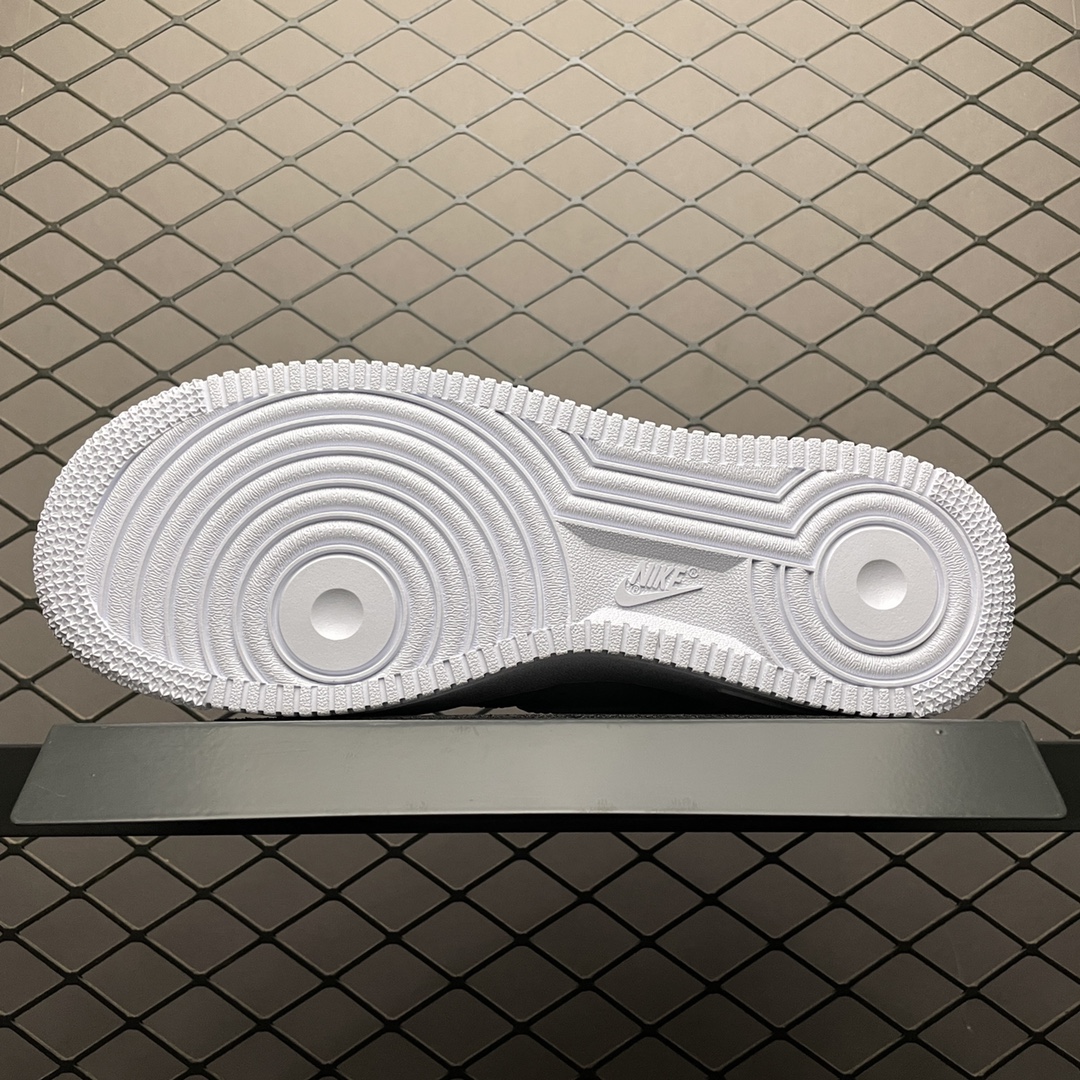 280 Air Force 1 ’07 空军一号 全白低帮休闲运动板鞋 女鞋 315115-112 男鞋 315122-111-莆田鞋,莆田鞋货源,高仿鞋,高仿鞋货源,安福档口,莆田高仿鞋,莆田鞋批发,高仿鞋批发,莆田高仿运动鞋,高仿运动鞋,莆田运动鞋 280 Air Force 1 ’07 空军一号 全白低帮休闲运动板鞋 女鞋 315115-112 男鞋 315122-111