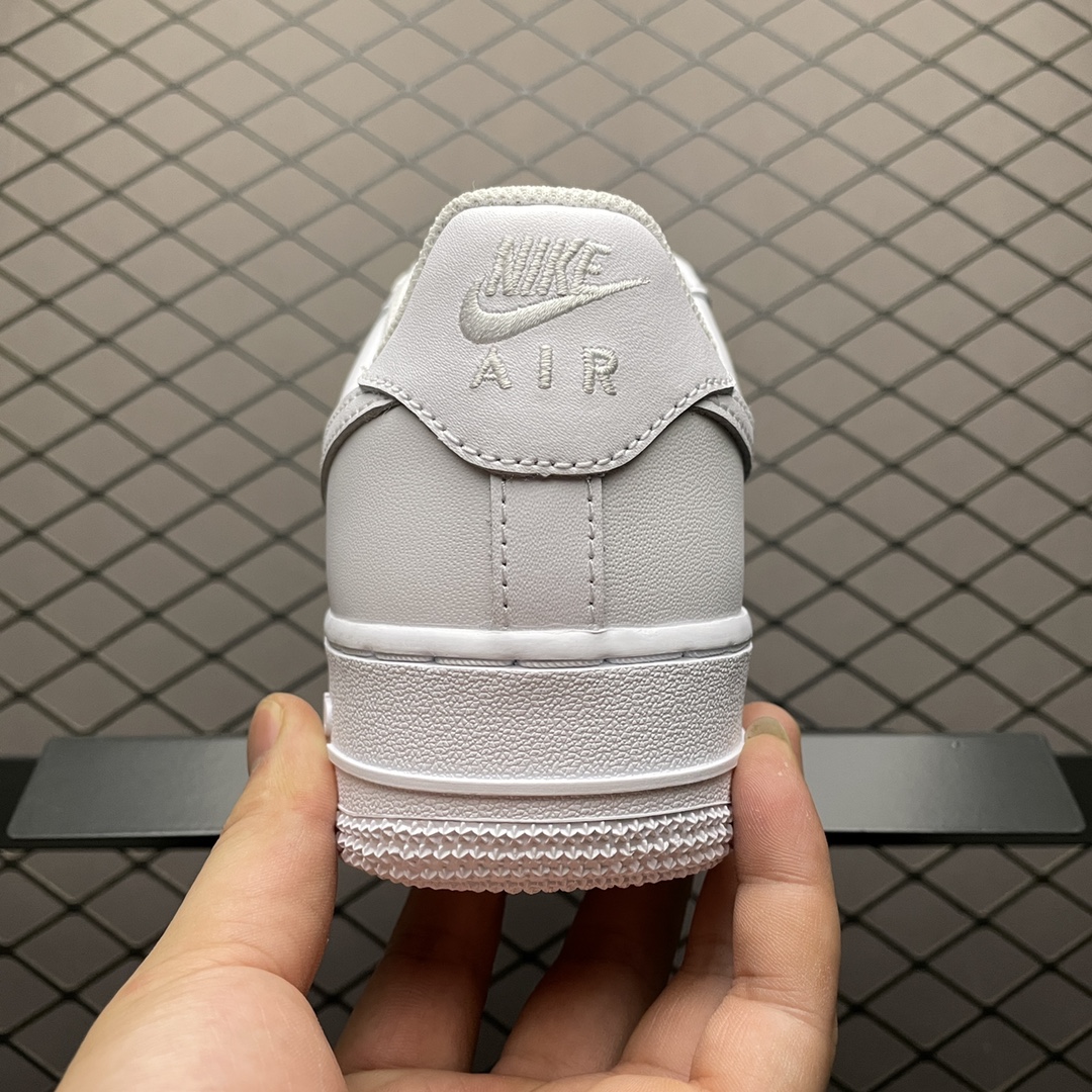 280 Air Force 1 ’07 空军一号 全白低帮休闲运动板鞋 女鞋 315115-112 男鞋 315122-111-莆田鞋,莆田鞋货源,高仿鞋,高仿鞋货源,安福档口,莆田高仿鞋,莆田鞋批发,高仿鞋批发,莆田高仿运动鞋,高仿运动鞋,莆田运动鞋 280 Air Force 1 ’07 空军一号 全白低帮休闲运动板鞋 女鞋 315115-112 男鞋 315122-111