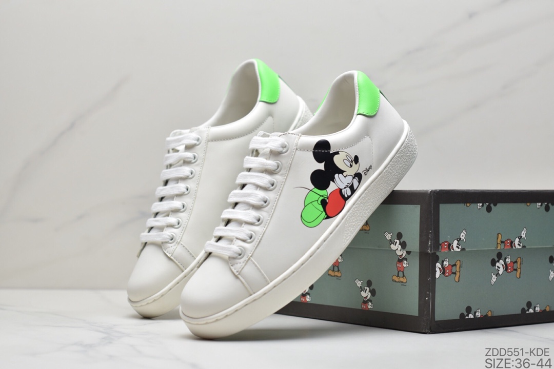 240 古驰GUCCI古驰 Ace Embroidered Low-Top拼色刺绣系列低帮潮流百搭休闲板鞋“米白绿红刺绣小蜜蜂”429446