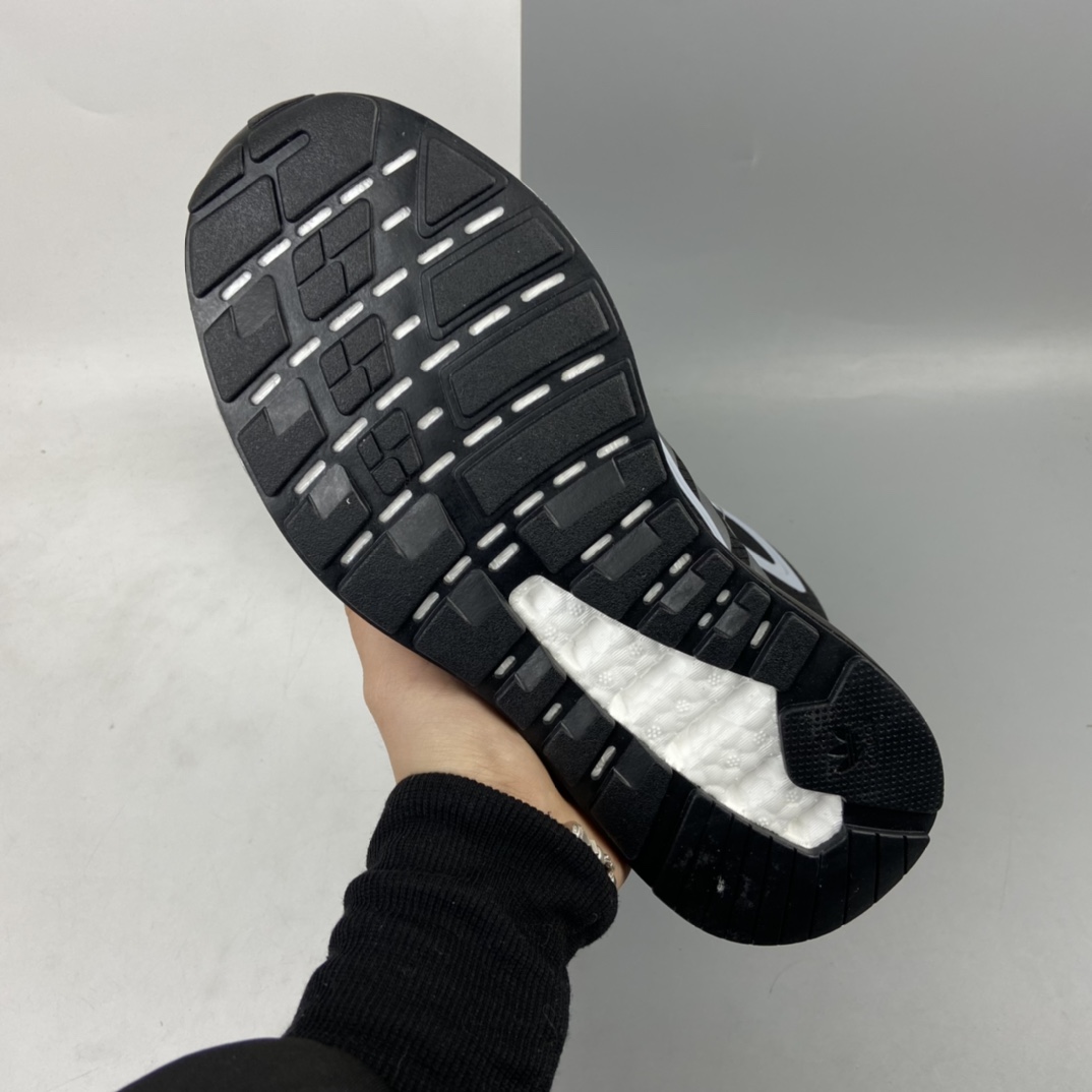 240 Ad ZX 2K Boost 网纱针织呼吸面套脚休闲运动慢跑鞋 FY5724