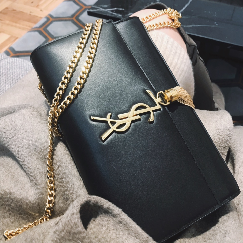 YSL ๐ฒ๐๐๐ ๐ฎ๐ฐ๐๐ ๅนณ็บน็ปๅ
ธๆฌพๆๆ้พๆกๅ
354119้ป่ฒ/้ๆฃ