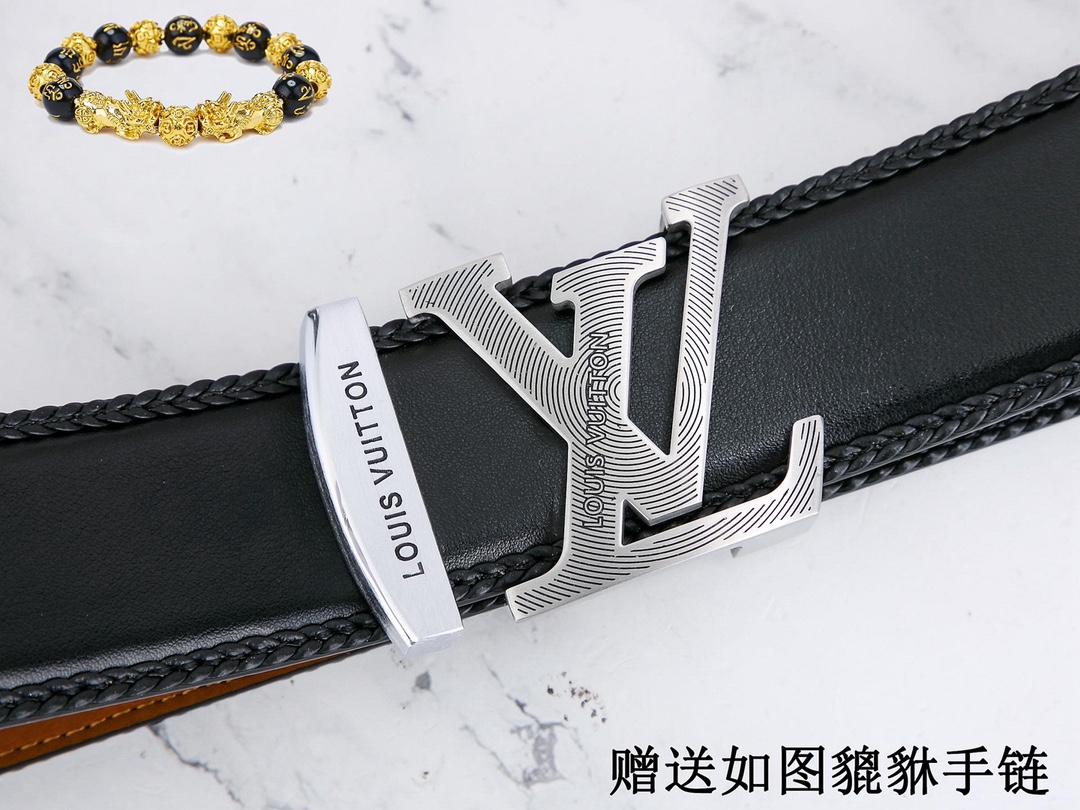 皮带 LV..路易.. 腰带24k纯钢扣双面可用专柜同等质量