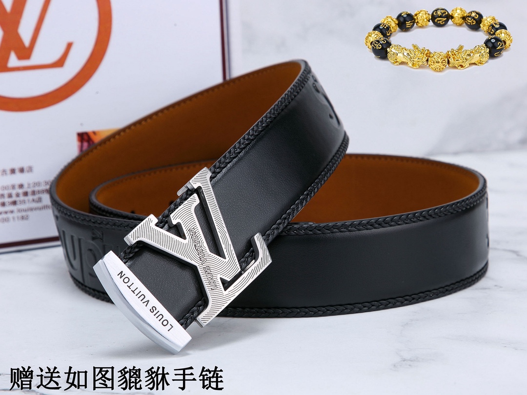 皮带 LV..路易.. 腰带24k纯钢扣双面可用专柜同等质量