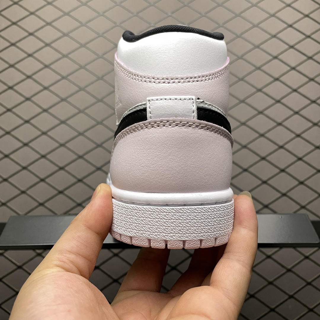 240 Air Jordan 1 Mid  ” Barely Rose ” 希粉 AJ1乔1中帮文化篮球鞋 BQ6472-500