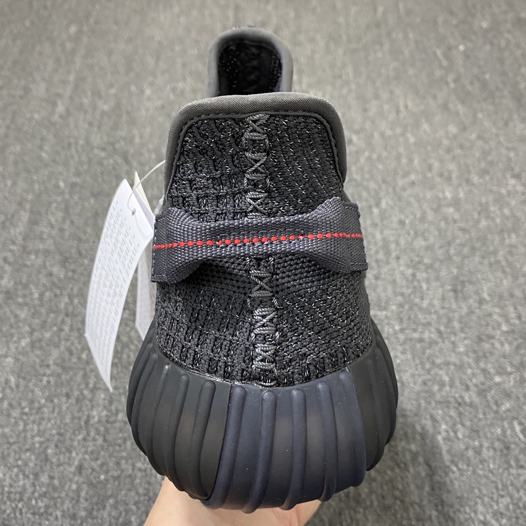 Yeezy350V2黑满天星尺码36