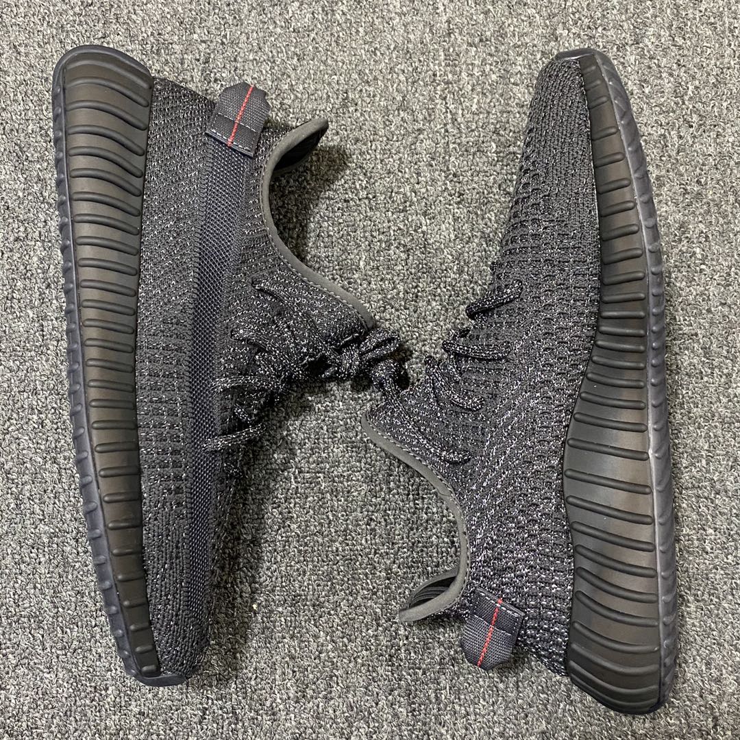 Yeezy350V2黑满天星尺码36