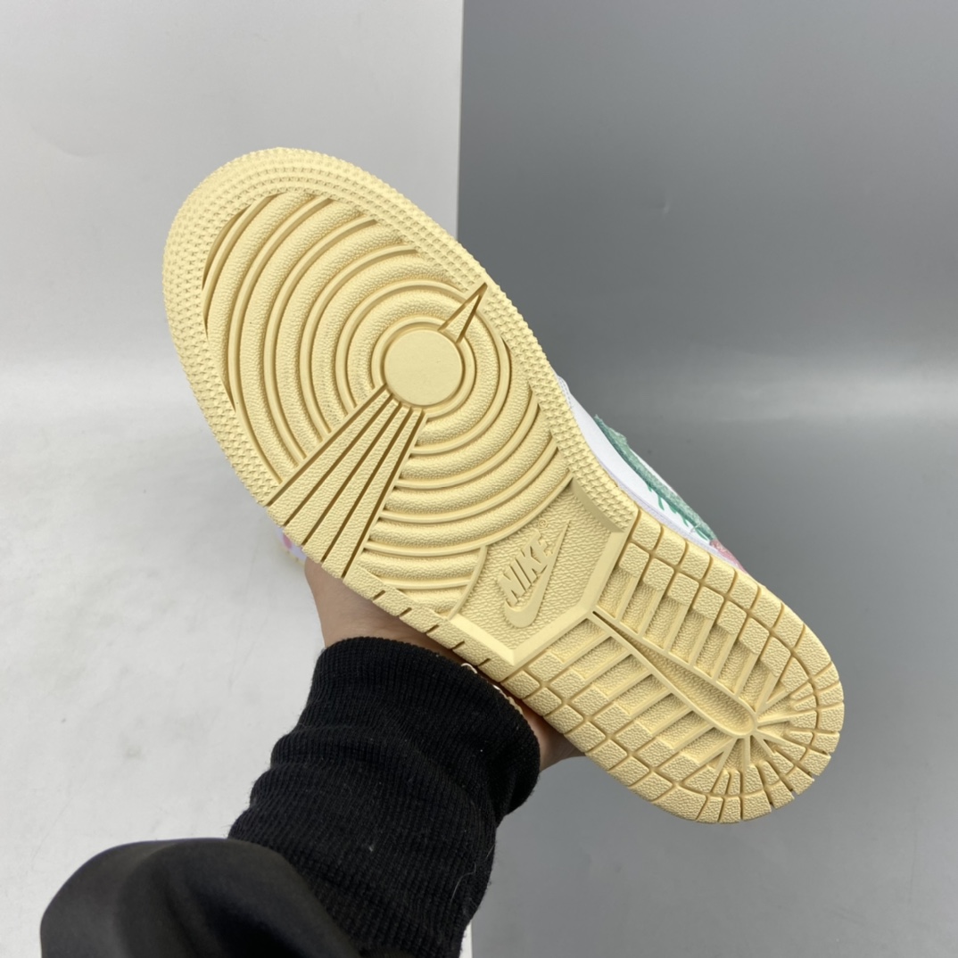 240 Air Jordan 1 Mid AJ1 乔1 中帮百搭休闲运动板鞋 DD1666-100