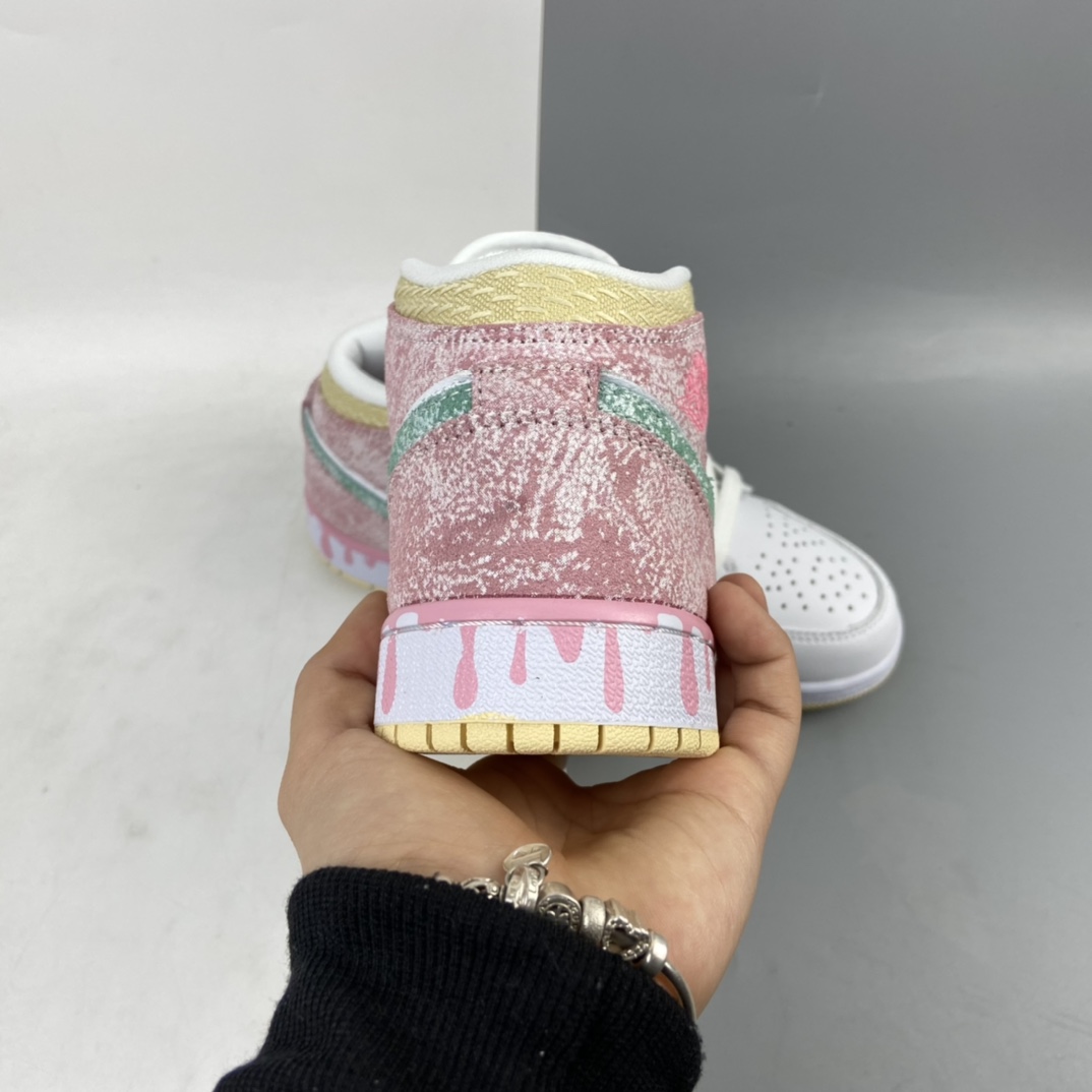 240 Air Jordan 1 Mid AJ1 乔1 中帮百搭休闲运动板鞋 DD1666-100