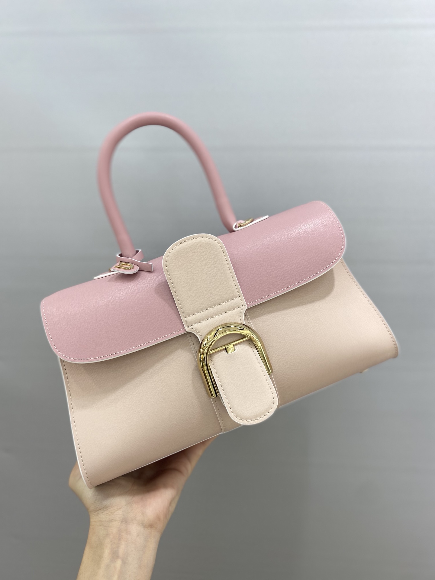 [Delvaux Women