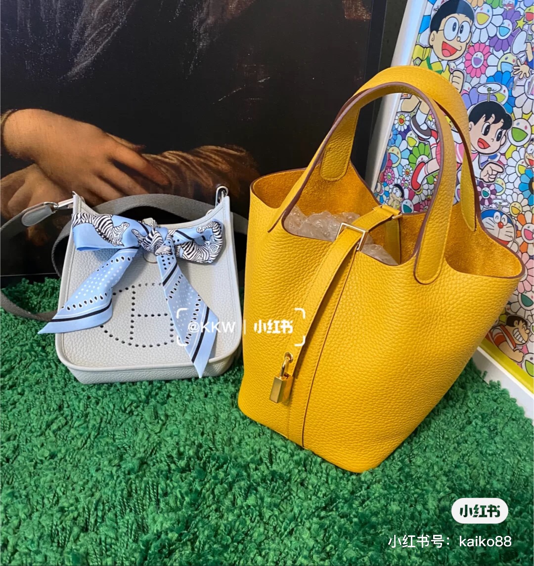 路易威登 Louis Vuitton 高定典藏名品高定成衣时装外套连衣裙衬衫T恤 #404F6A52 3