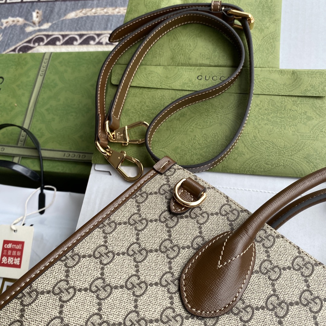p550。💋💋💋【配置三亚免税店礼品袋包装】原厂皮，实物实拍！款号659983啡棕🎈🎈🎈尺寸：宽31X高26.5X侧宽14.