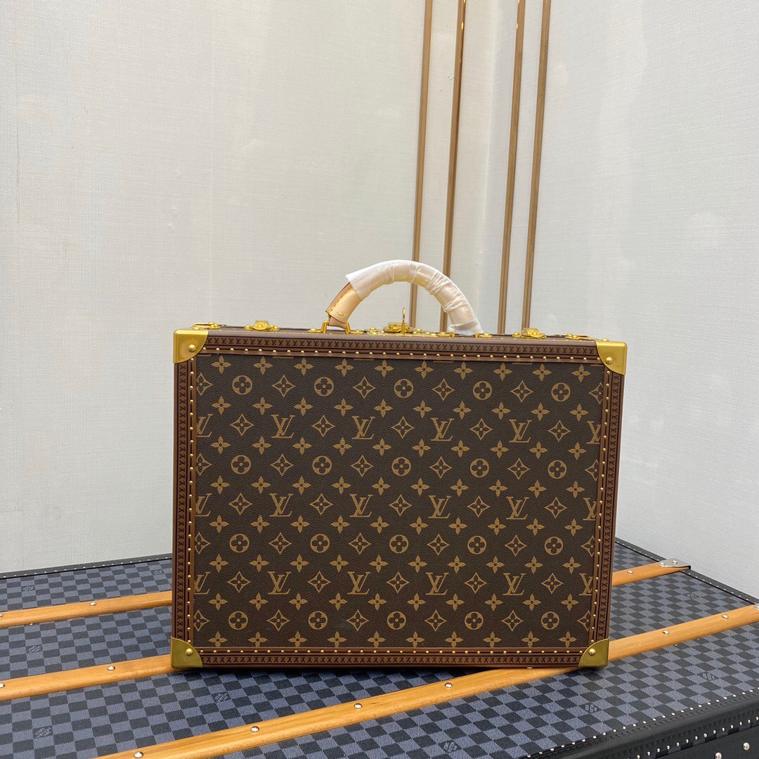 Louis Vuitton S-lock with key - Comprehensive