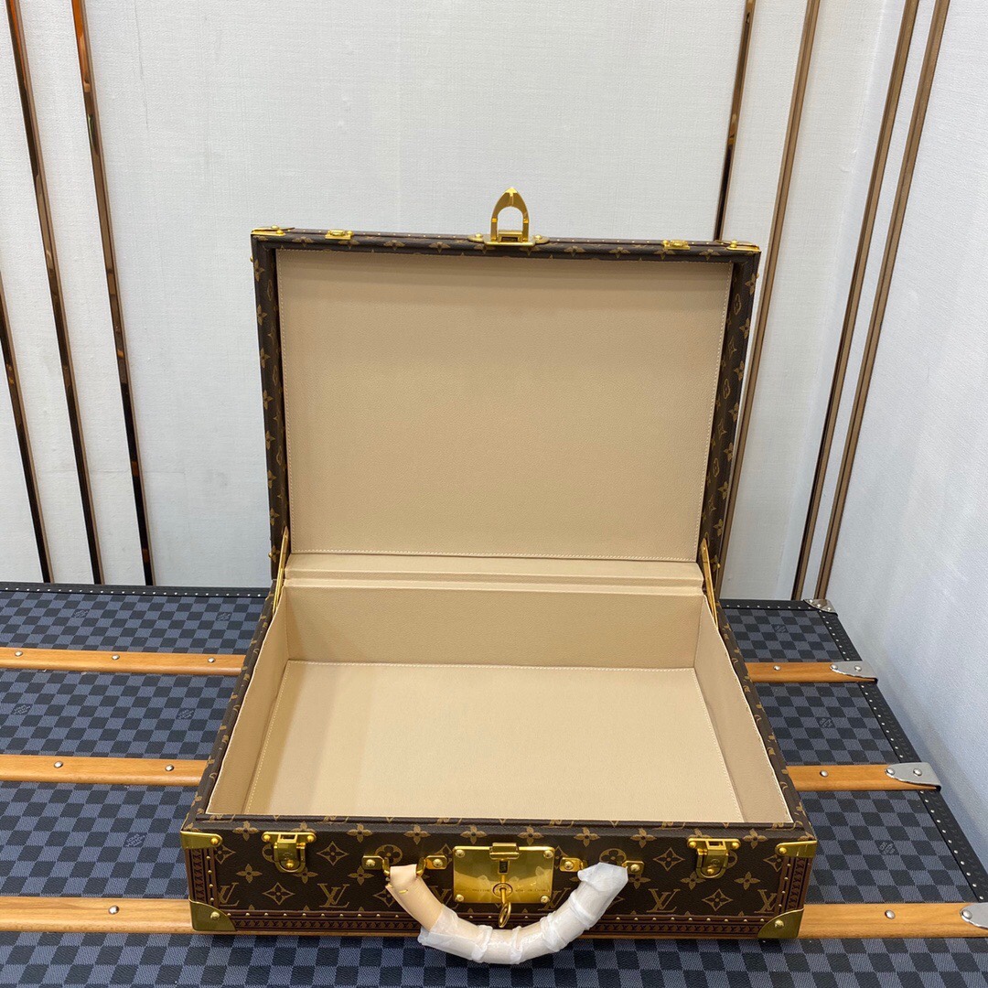 Louis Vuitton S-lock with key - Comprehensive 9
