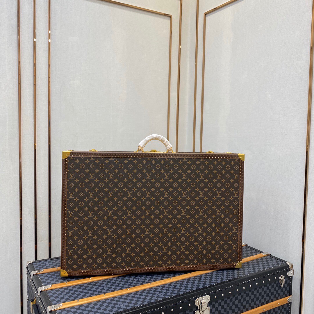 Louis Vuitton S-lock with key - Comprehensive