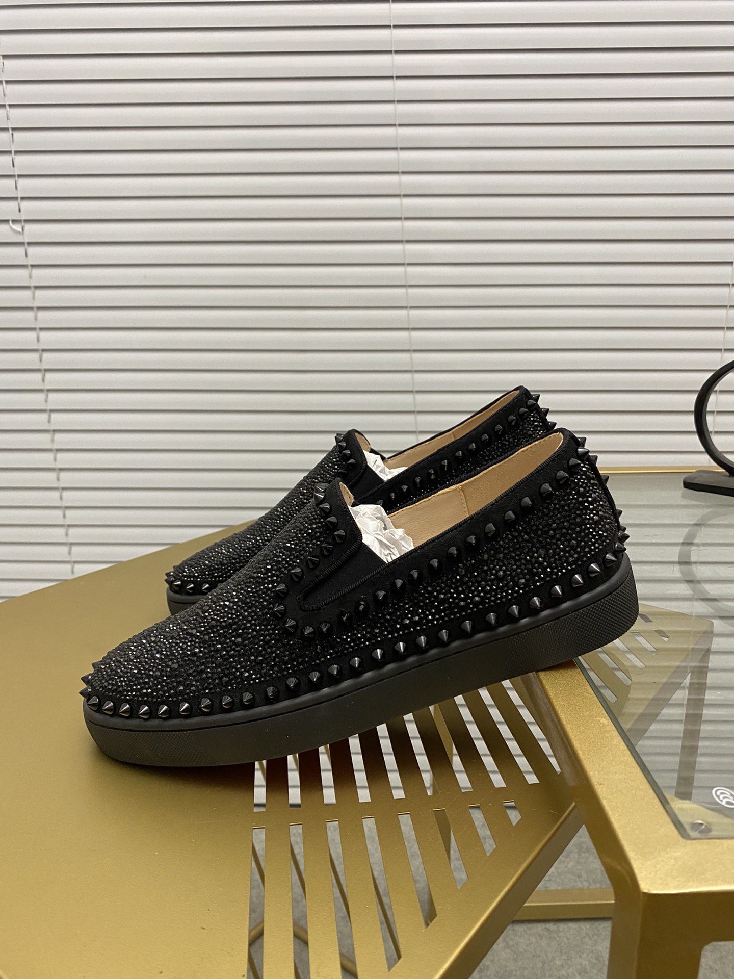 Christian Louboutin（cl男） Style Leather Men's Shoes Lookbook Reference image 2