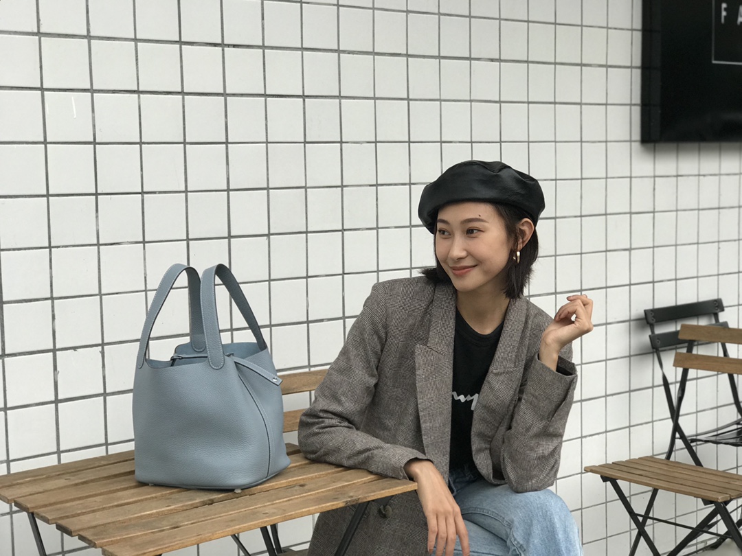 路易威登 Louis Vuitton 高定典藏名品高定成衣时装外套连衣裙衬衫T恤 #9E6B2107 2