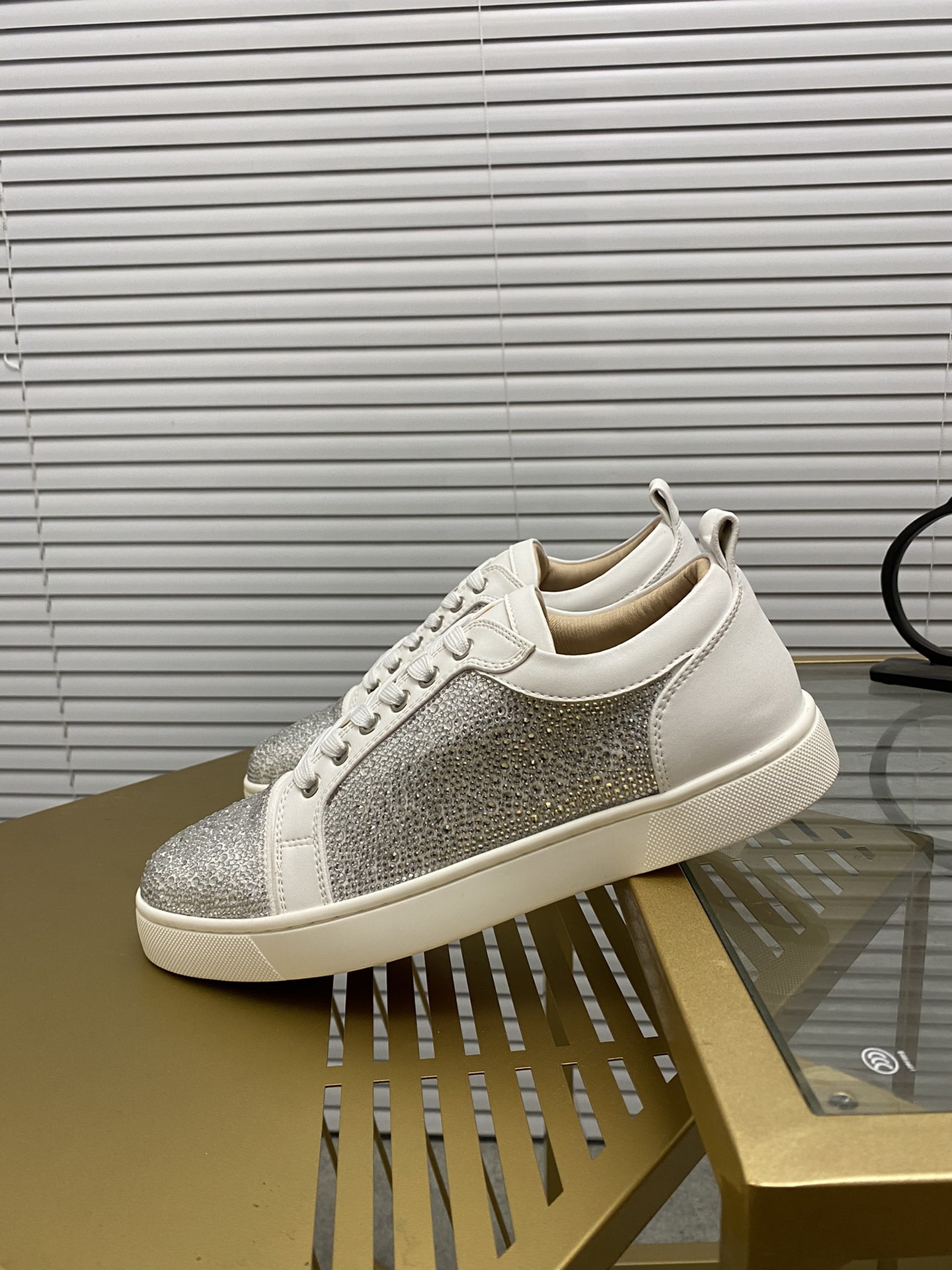 Christian Louboutin（cl男） Style Leather Men's Shoes Lookbook Reference image 2