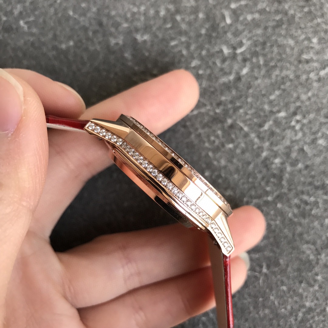 Cartier 绕月之旅 现在出发 积家Rendez-Vous Moon Serenity约会系列月相腕表【表壳】腕表尺寸36mmX10