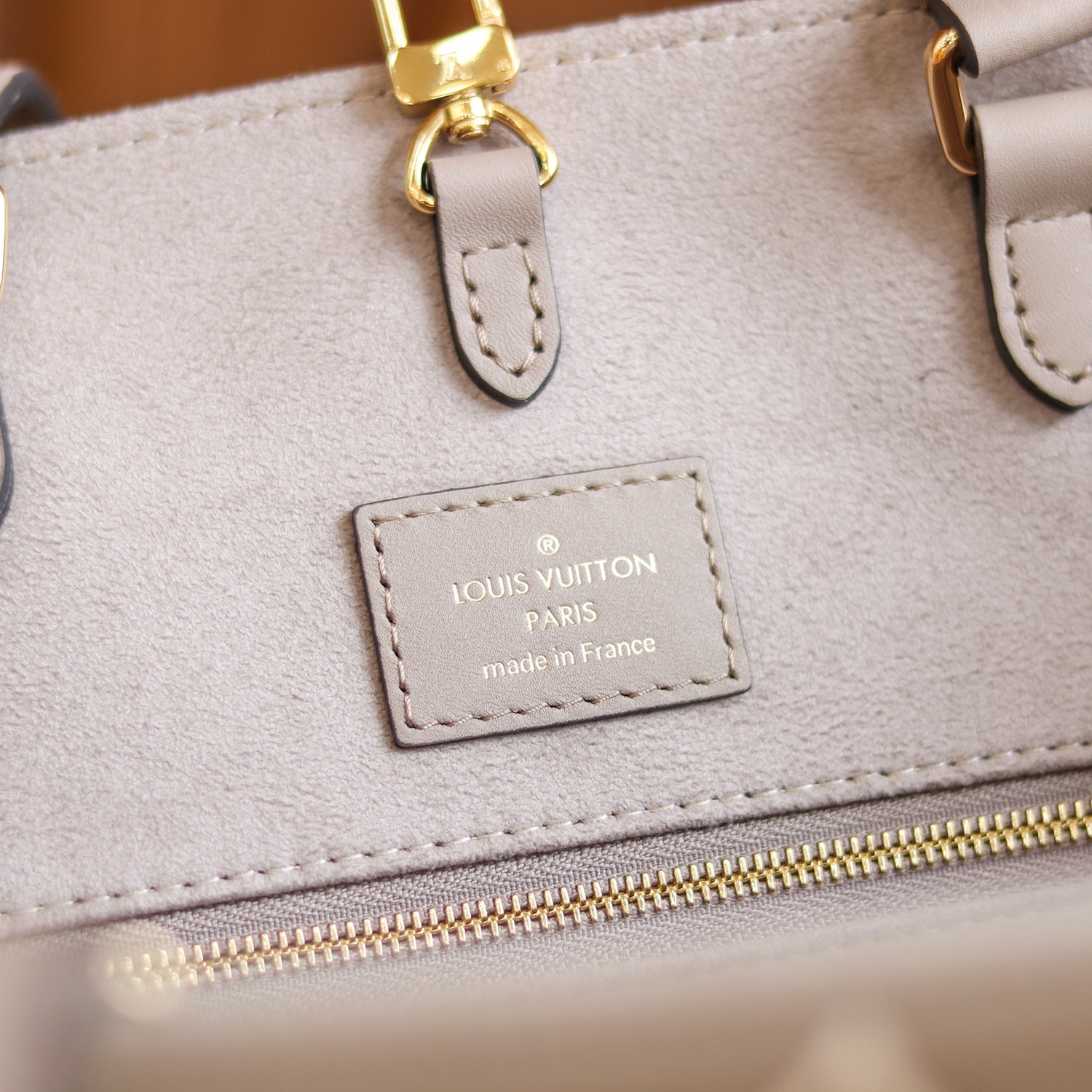 Louis Vuitton LV OnTheGo MM Bag M45494