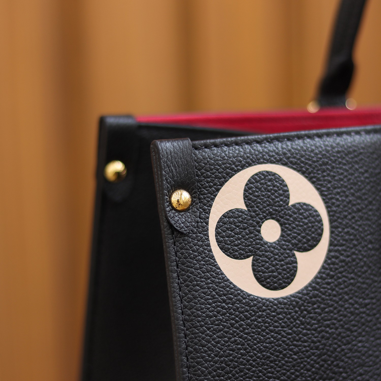 Louis Vuitton LV OnTheGo MM Bag M45495